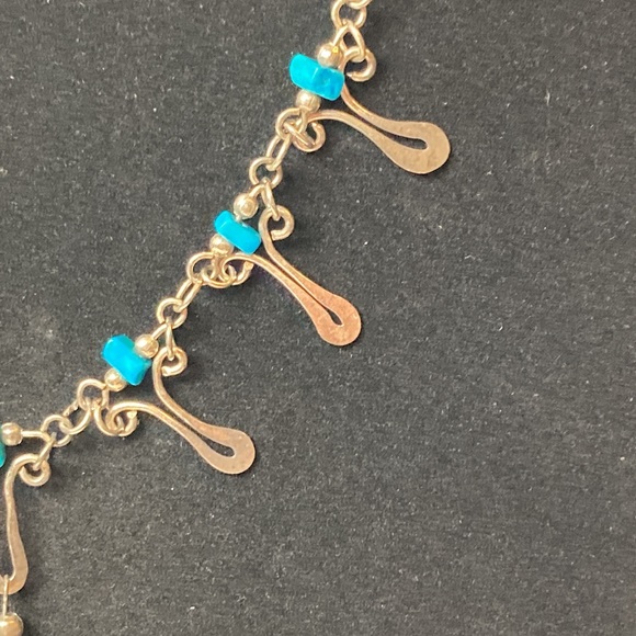 16" Turquoise Color Drop and Dangle Necklace - Picture 3 of 10